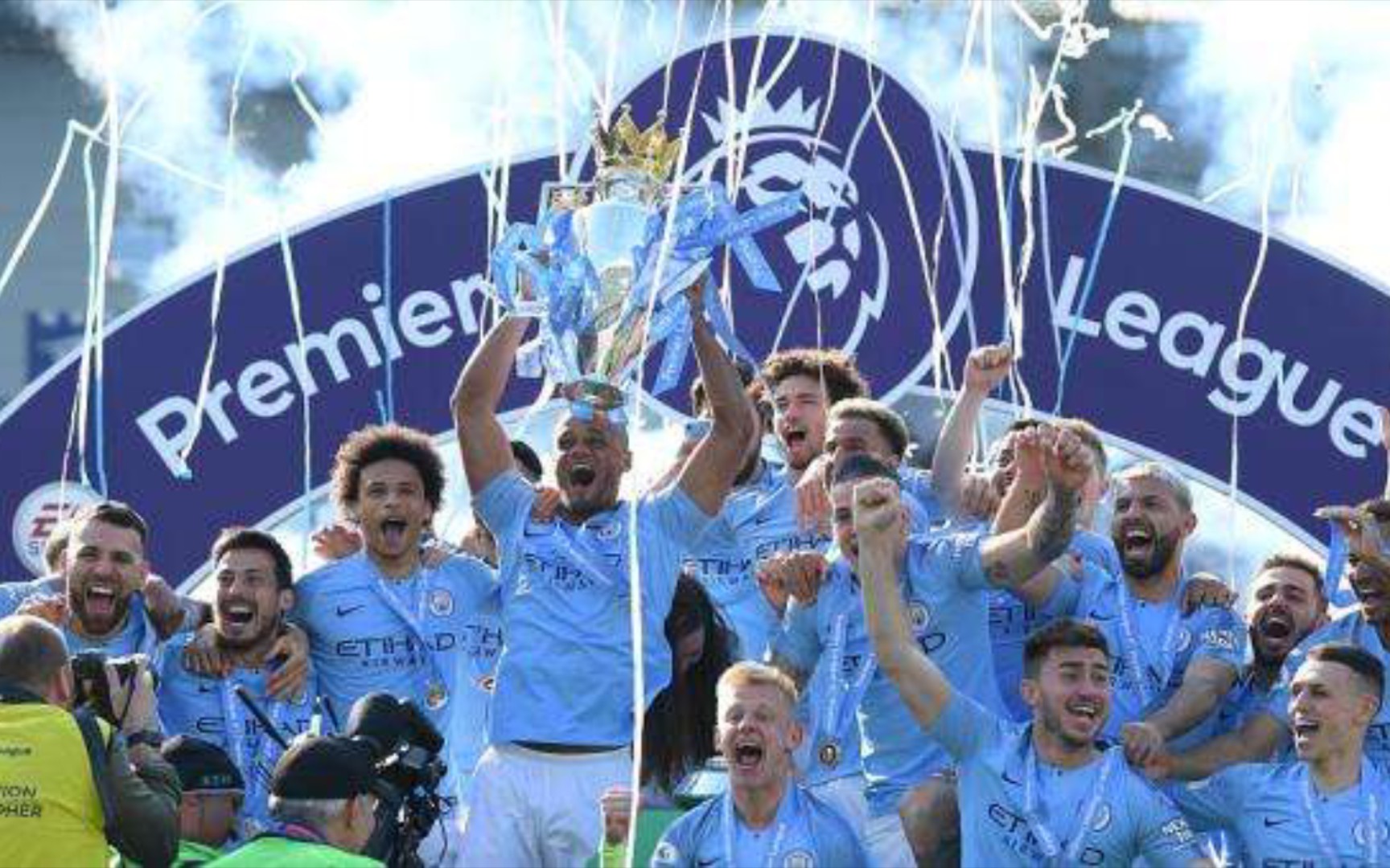 入了三名新 入了三名新